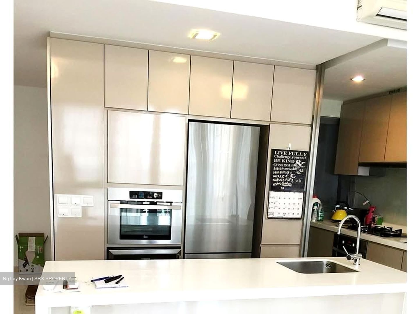 Centro Residences (D20), Condominium #570655881